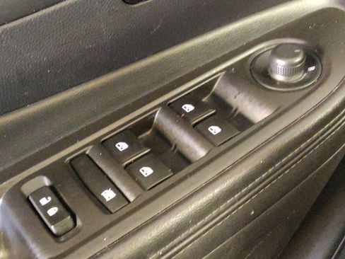 Used 2019 Buick Encore Preferred FWD image 27