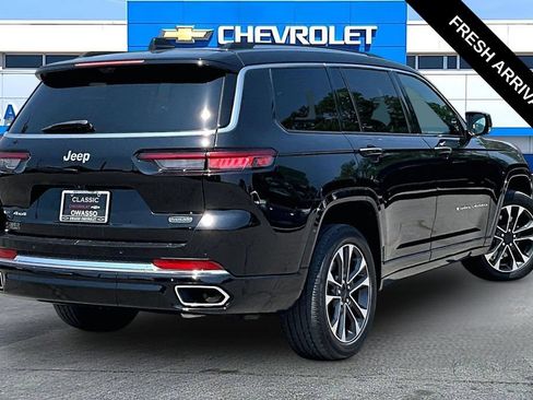 Used 2021 Jeep Grand Cherokee L Overland w/ Luxury Tech Group IV AWD/4WD image 19