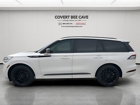 Used 2023 Lincoln Aviator Reserve w/ Equipment Group 201A image 5