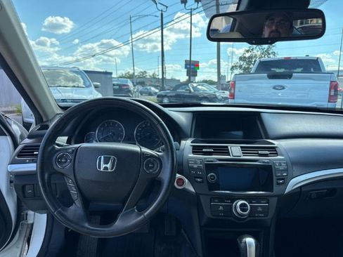 Used 2014 Honda Crosstour EX-L image 14