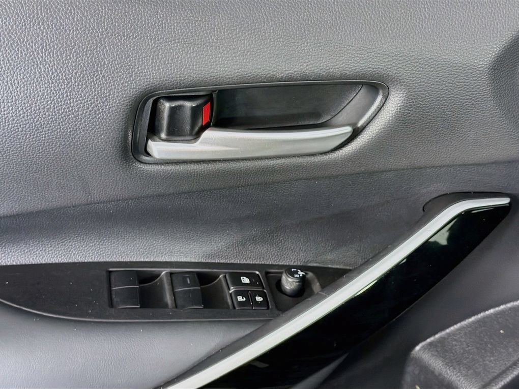 Used 2025 Toyota Corolla XSE FWD image 23