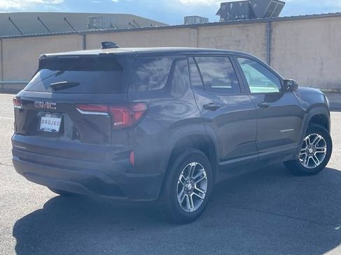 Used 2025 GMC Terrain Elevation AWD/4WD image 3