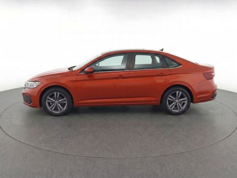Used 2023 Volkswagen Jetta SE FWD image 6