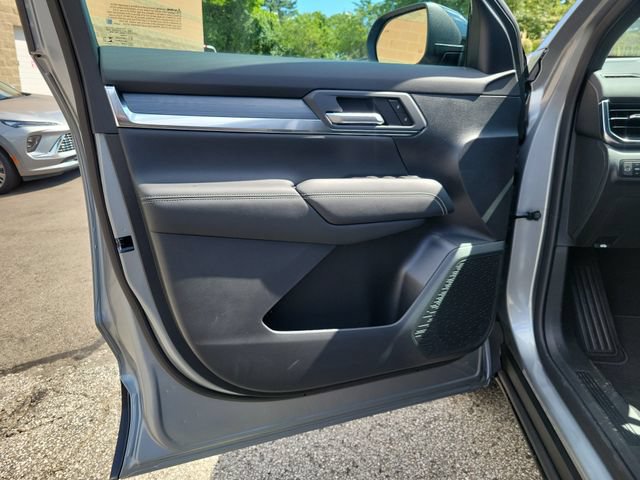 New 2027 GMC Terrain Elevation FWD image 15