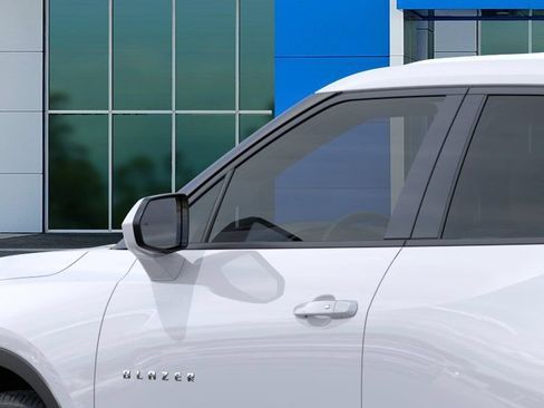 New 2026 Chevrolet Blazer LT w/ LPO, Floor Liner Package FWD image 12