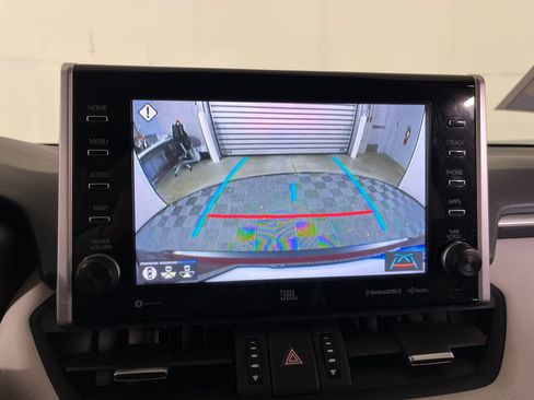 Used 2022 Toyota RAV4 Limited image 24