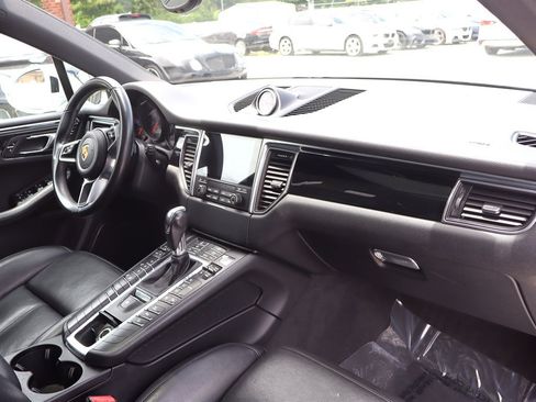 Used 2017 Porsche Macan S AWD/4WD image 20