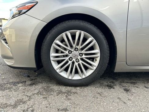 Used 2018 Lexus ES 350 image 30