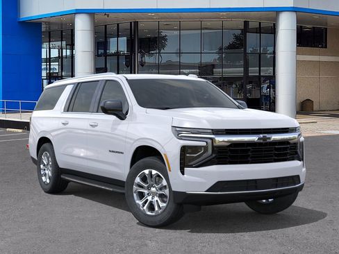 New 2026 Chevrolet Suburban LS w/ LPO, Dark Essentials Package image 7