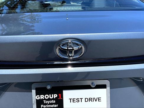 Used 2025 Toyota Corolla LE FWD image 30