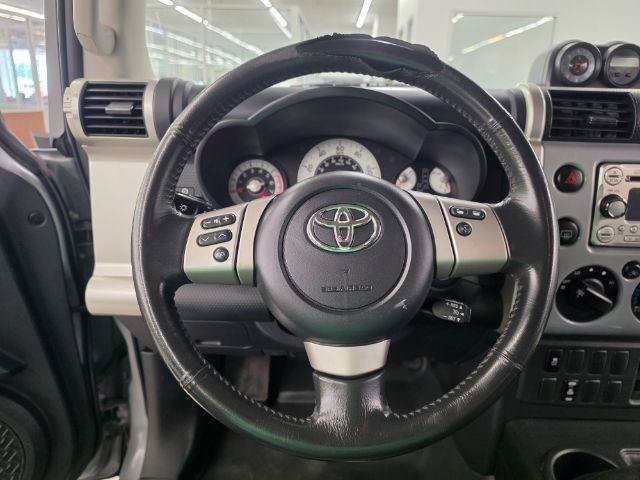 Used 2013 Toyota FJ Cruiser 4WD w/ Trail Teams Special Edition image 10