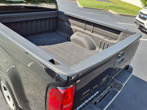 Certified 2021 Chevrolet Colorado W/T w/ WT Convenience Package RWD image 19
