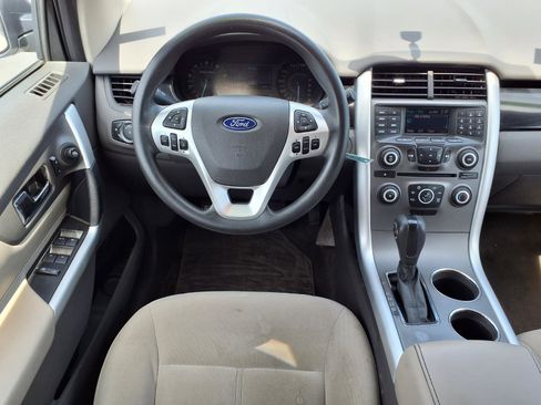 Used 2013 Ford Edge SE FWD image 5