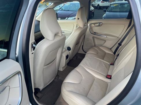 Used 2013 Volvo XC60 3.2 image 15