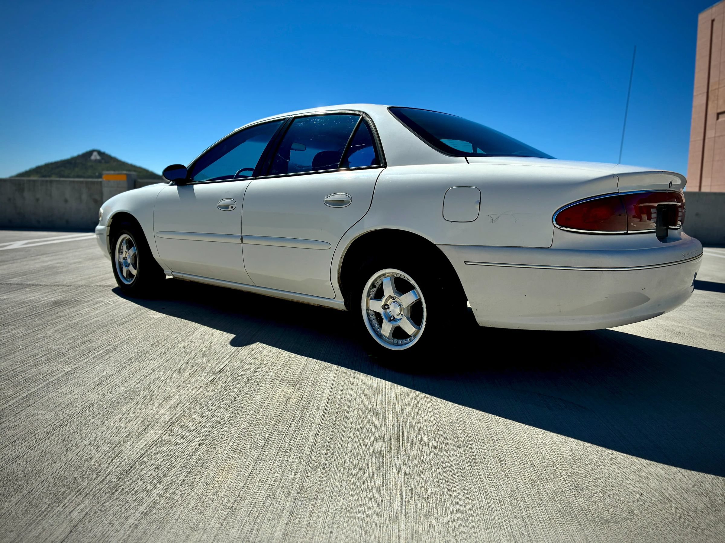Used 2003 Buick Century Custom FWD image 7