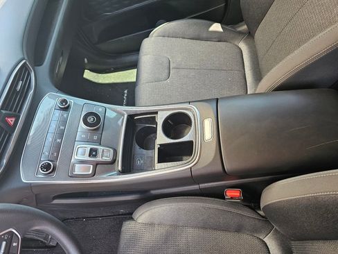 Certified 2023 Hyundai Santa Fe SE image 11
