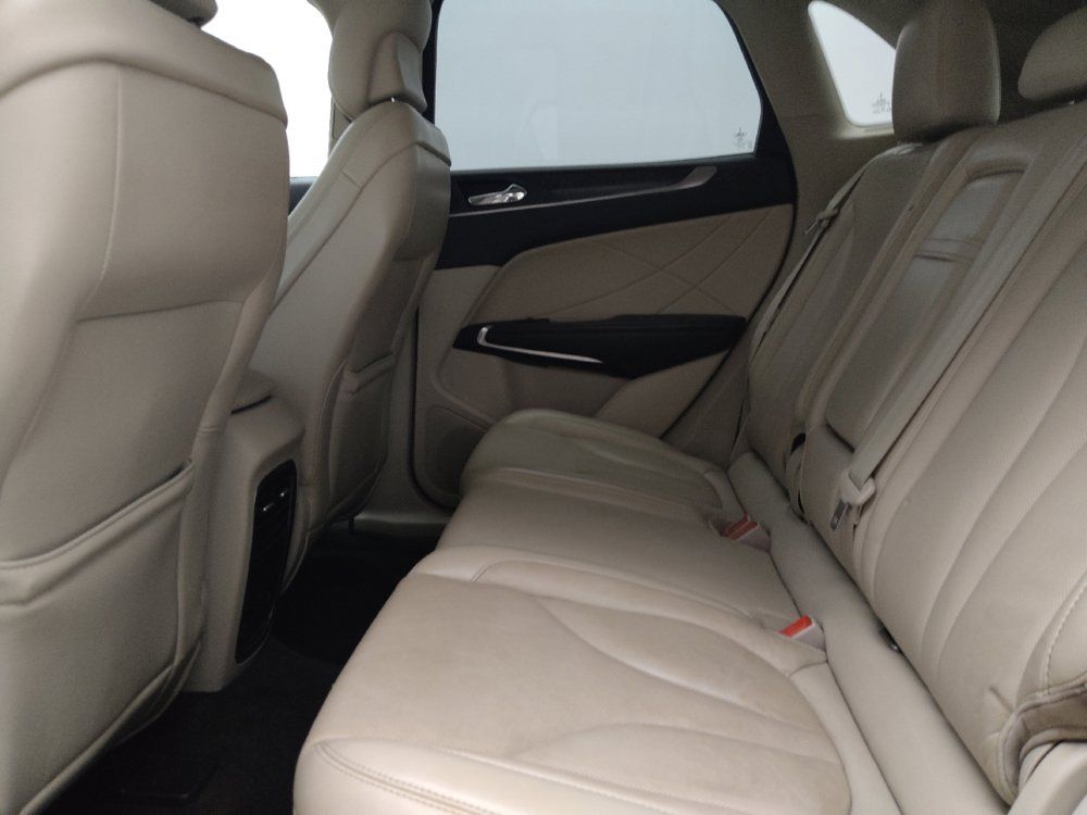 Used 2019 Lincoln MKC Reserve AWD/4WD image 18