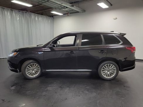 Used 2019 Mitsubishi Outlander GT AWD/4WD image 6