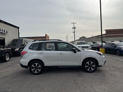 Used 2018 Subaru Forester 2.5i w/ Alloy Wheel Package image 5