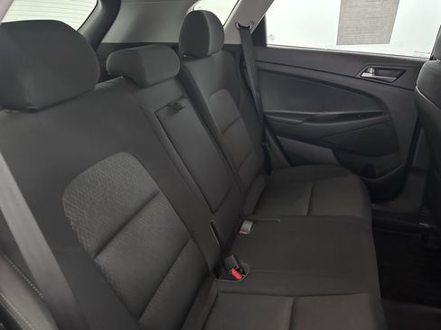 Used 2018 Hyundai Tucson SE image 28