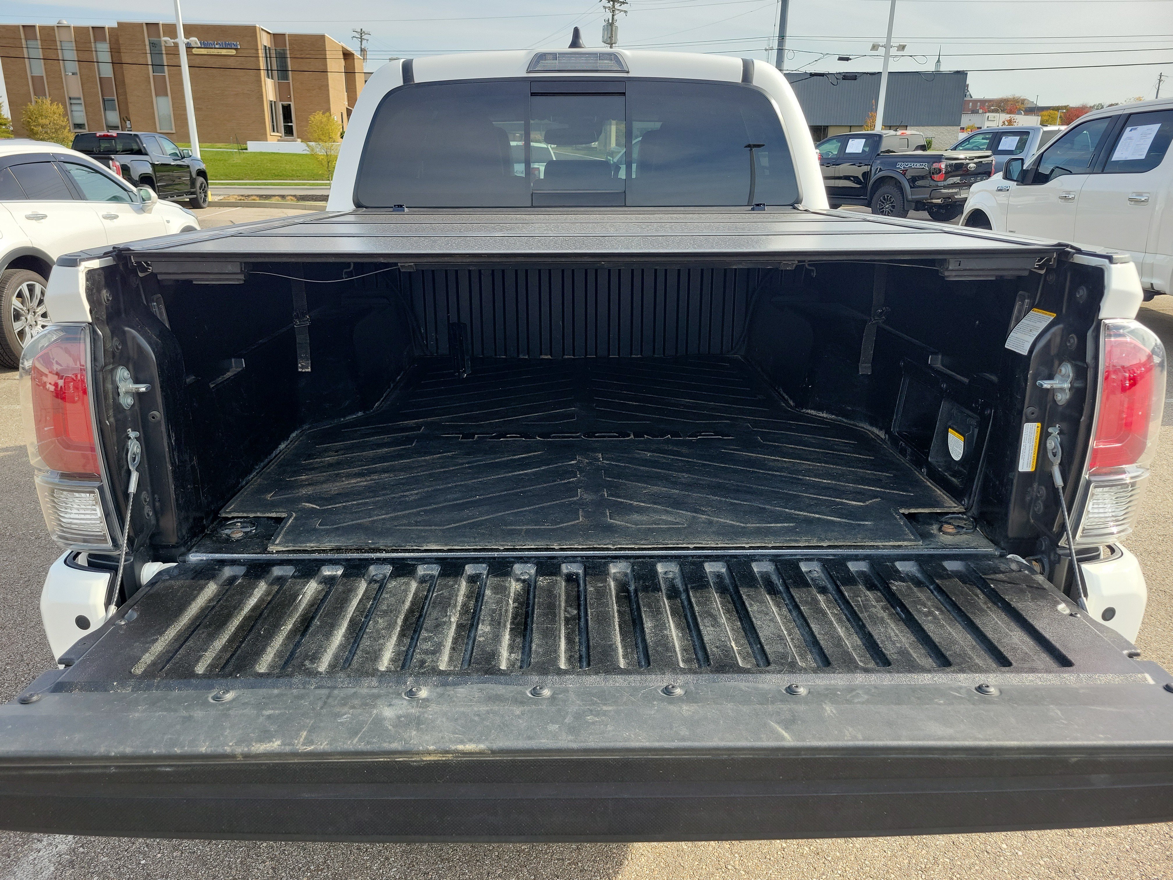 Used 2023 Toyota Tacoma TRD Pro AWD/4WD image 7