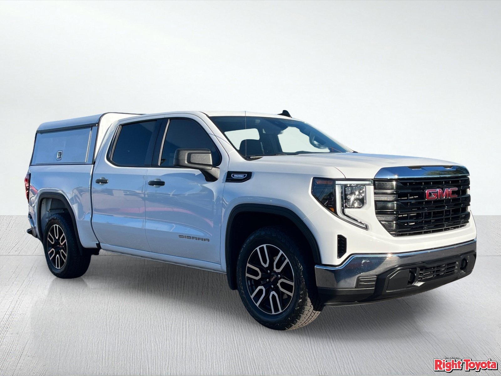 Used 2026 GMC Sierra 1500 Pro w/ Pro Value Package RWD image 8