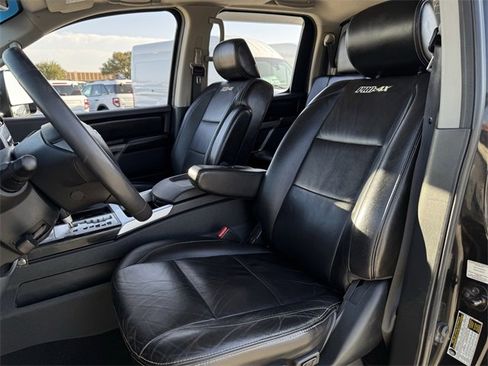 Used 2015 Nissan Titan PRO-4X w/ Pro-4x Luxury Package image 27