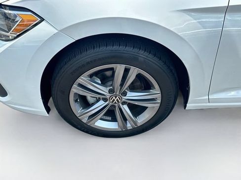 Used 2023 Volkswagen Jetta SE FWD image 36