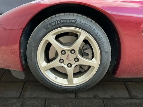 Used 2003 Chevrolet Corvette Convertible 2D w/ Preferred Equipment Group1 image 23