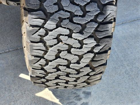 Used 2020 Jeep Gladiator Rubicon image 12