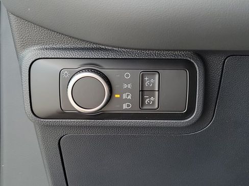 New 2026 Ford Explorer Active RWD image 25