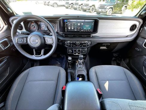 Used 2024 Jeep Wrangler Unlimited Sport AWD/4WD image 20