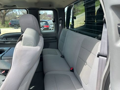 Used 2006 Ford F350 4x4 SuperCab Super Duty image 10