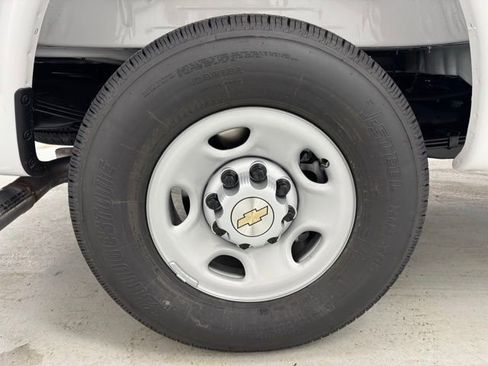 New 2025 Chevrolet Express 2500 Work Van w/ Driver Convenience Package image 27