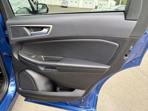 Used 2024 Ford Edge SEL w/ Convenience Package AWD/4WD image 16
