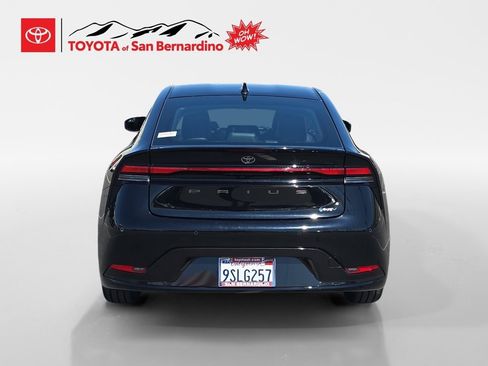 Certified 2025 Toyota Prius XLE image 4