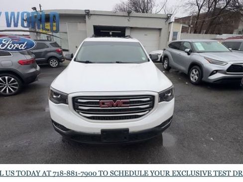 Used 2017 GMC Acadia SLT image 7