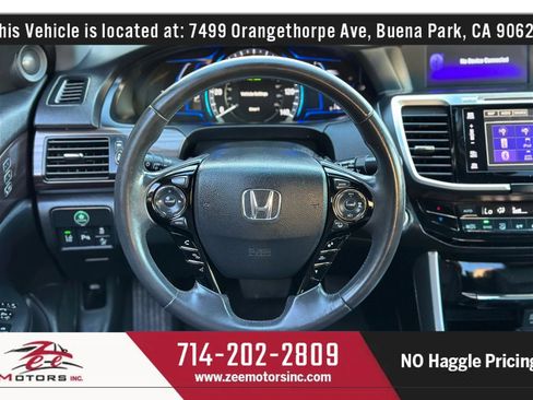 Used 2017 Honda Accord Touring image 19