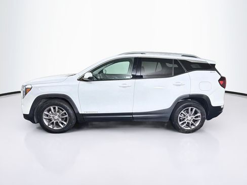 Used 2023 GMC Terrain SLT FWD image 4
