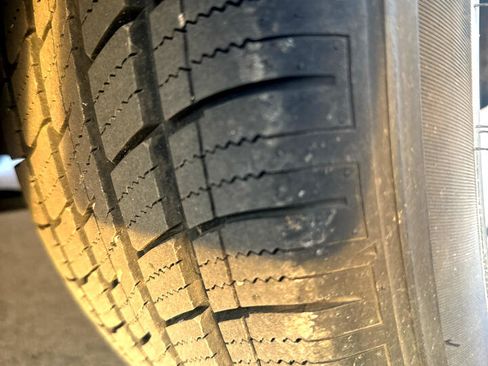 Used 2013 MAZDA MAZDA3 i Touring image 9