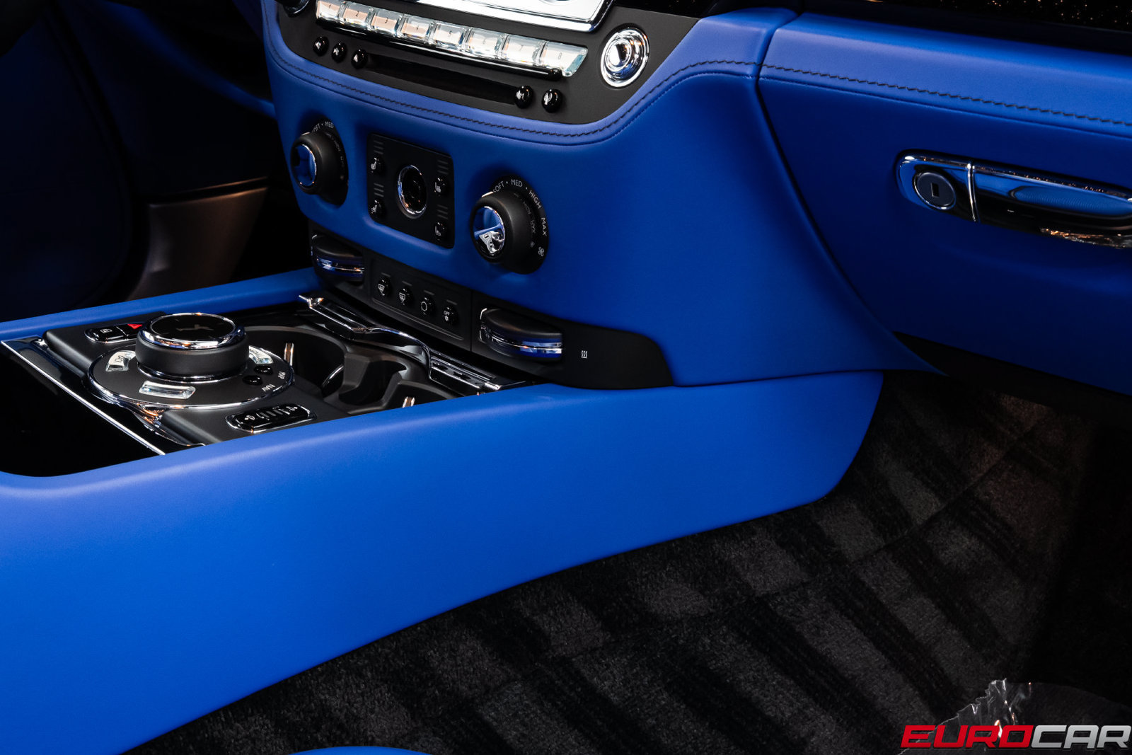 Used 2020 Rolls-Royce Wraith RWD image 34