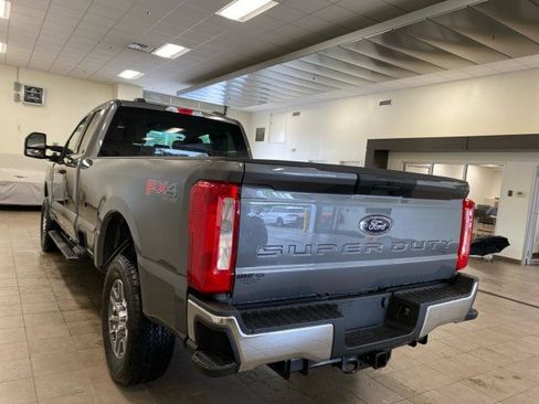 New 2025 Ford F250 XLT w/ FX4 Off-Road Package image 5
