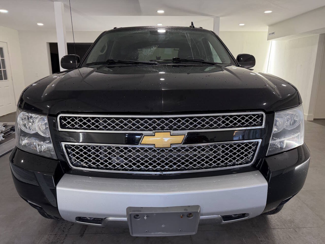 Used 2013 Chevrolet Avalanche LT w/ Suspension Package, Off-Road AWD/4WD image 14