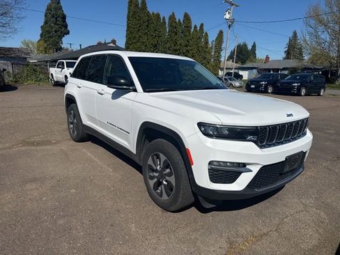 Used 2024 Jeep Grand Cherokee Limited 4xe image 1