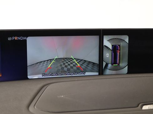 Used 2025 Lincoln Navigator L Reserve AWD/4WD image 6