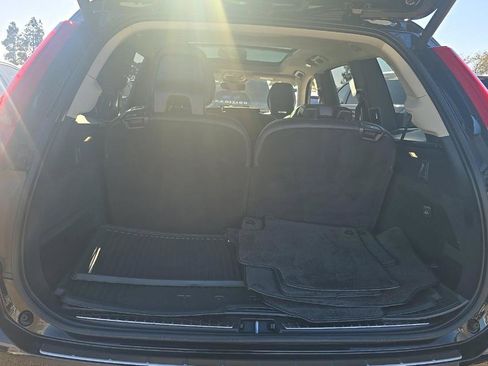 Used 2023 Volvo XC90 B6 Plus w/ Protection Package Premier AWD/4WD image 12