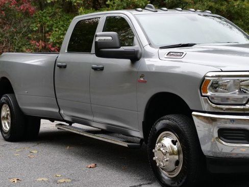Used 2023 RAM 3500 Tradesman image 38