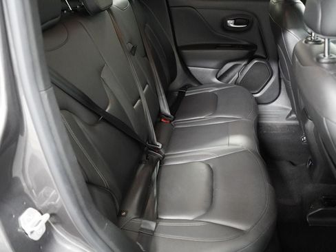 Used 2020 Jeep Renegade Limited w/ UConnect 8.4 Nav Group AWD/4WD image 28