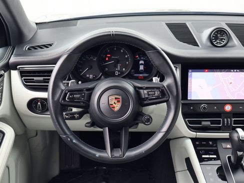 Certified 2023 Porsche Macan Turbo AWD/4WD image 15