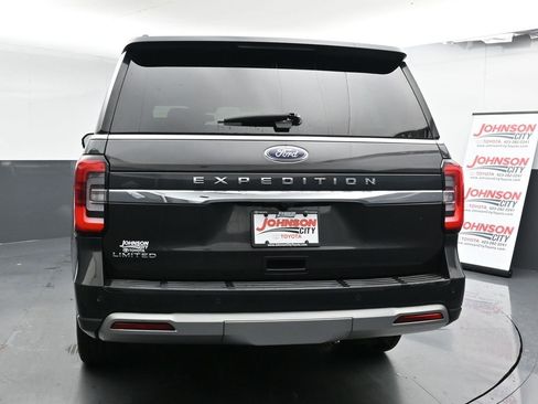 Used 2023 Ford Expedition Limited image 7